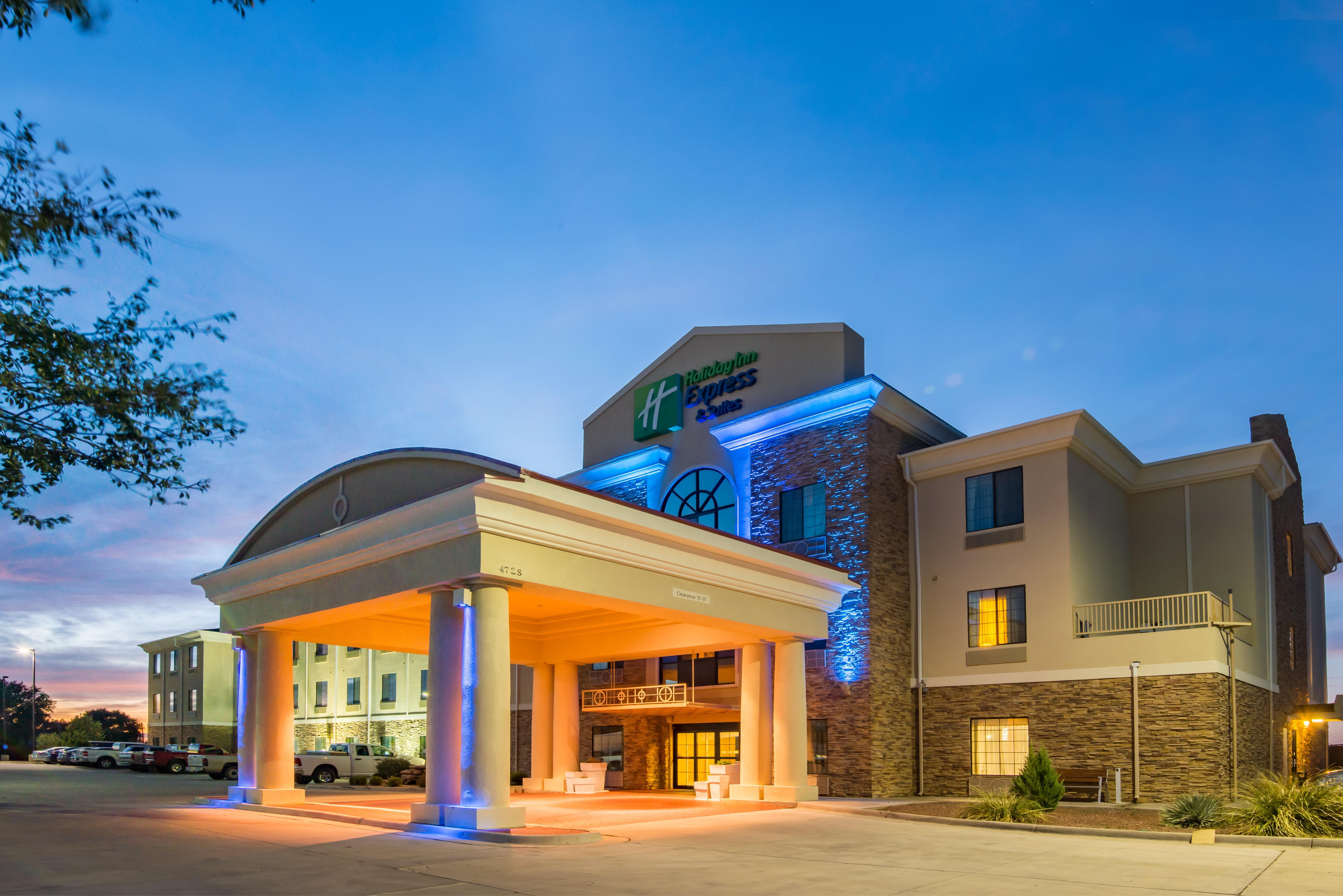 Holiday Inn Express & Suites Clovis By Ihg Eksteriør billede