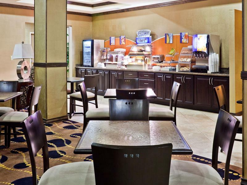 Holiday Inn Express & Suites Clovis By Ihg Eksteriør billede
